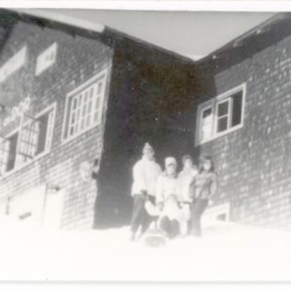 Cabana Vârful cu Dor