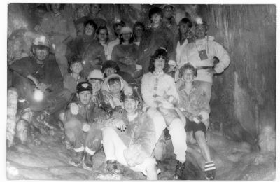 Excursie în peșteră